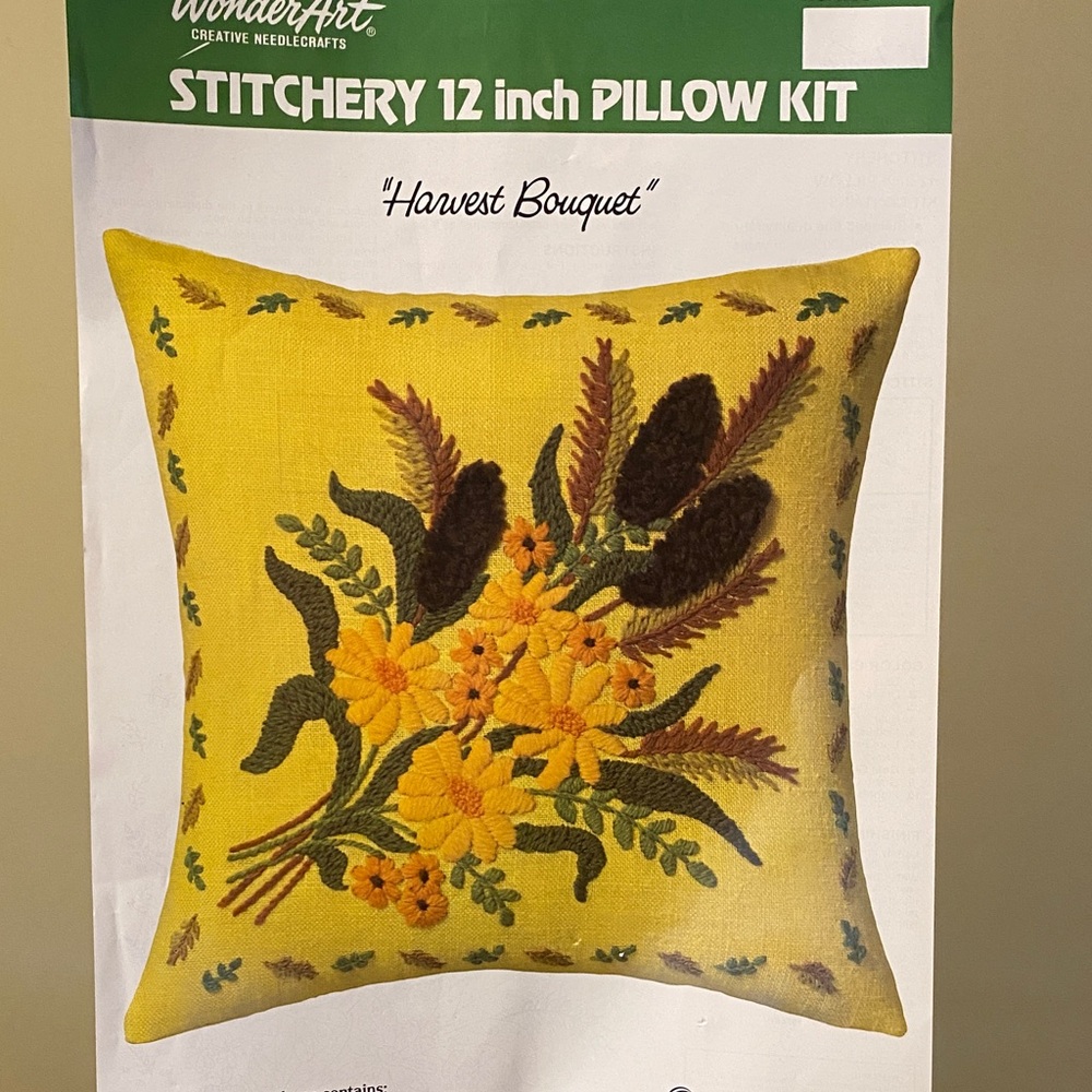 Wonder Art Harvest Bouquet Stitchery Pillow Kit